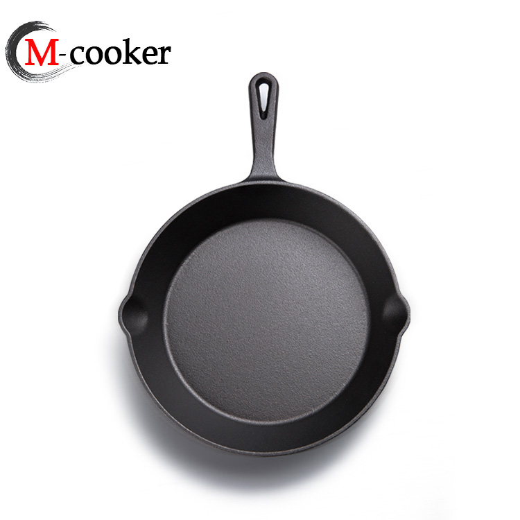 Cast iron fry pan set