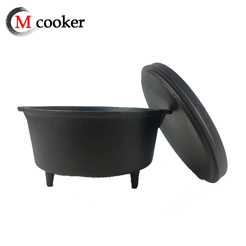 Outdoor picnic cast iron cookware with vegetable oil coating and two handle