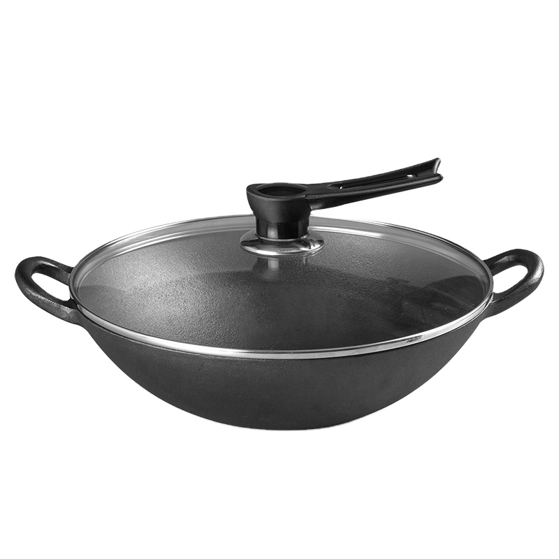 Classic cast iron wok with vegetable coating suitable for a variety of stoves