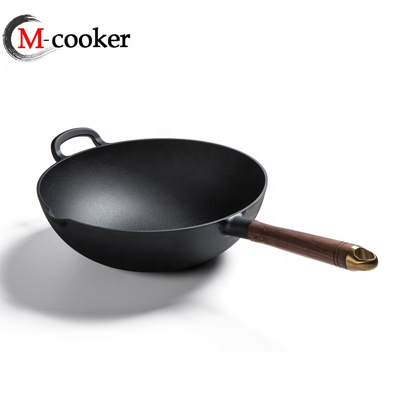 Flat bottom preseasoned coating cast iron wok with wooden handle