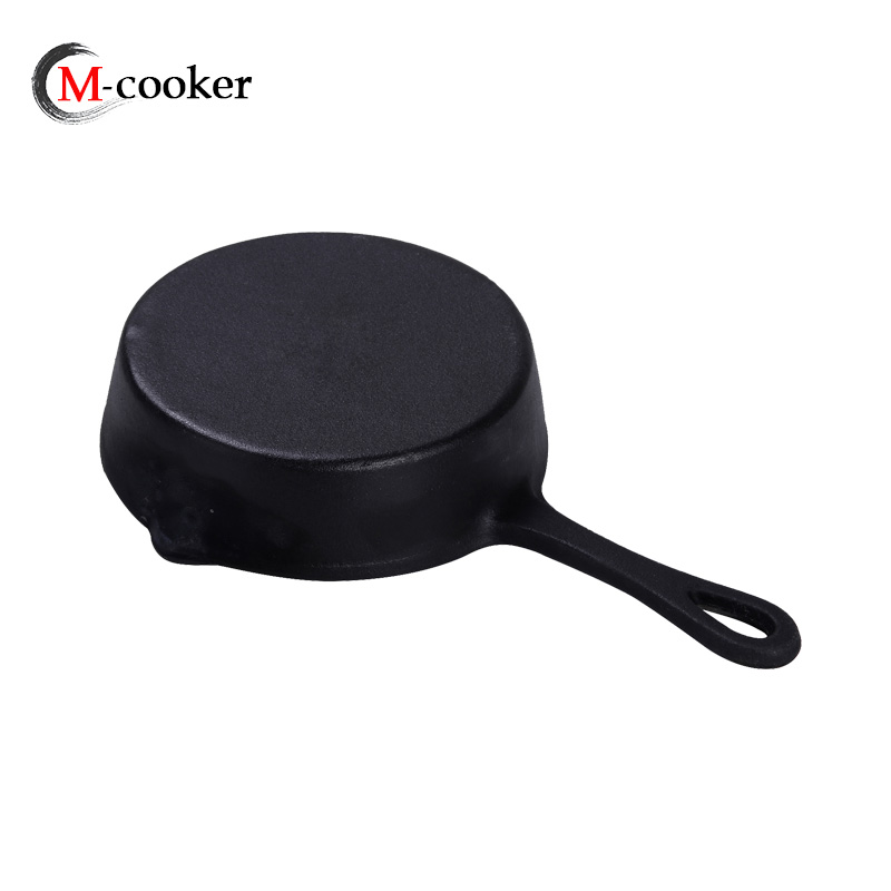 Cast iron mini fry pan set