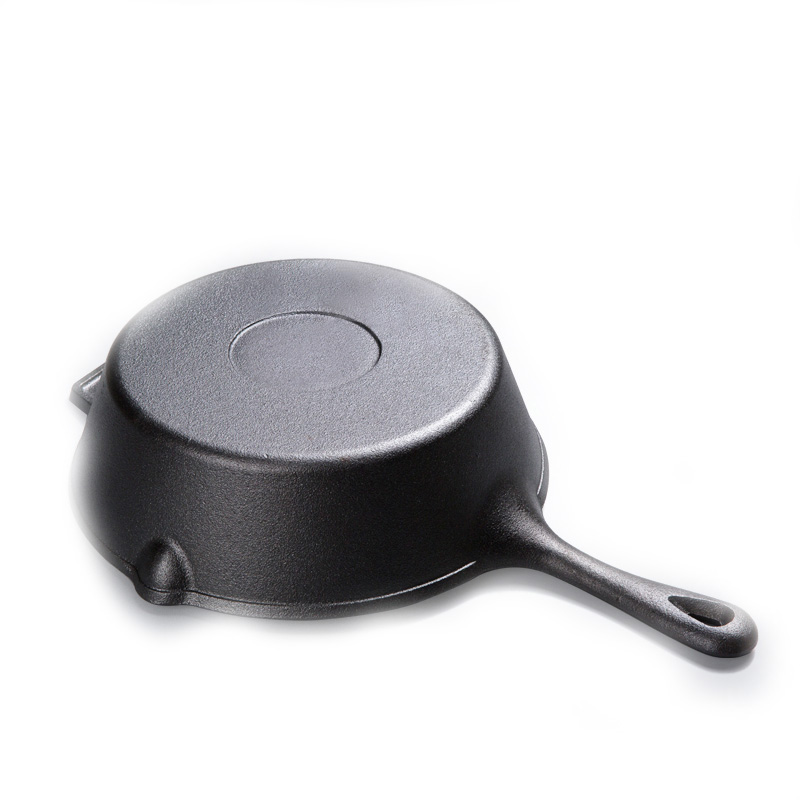 Cast iron pan